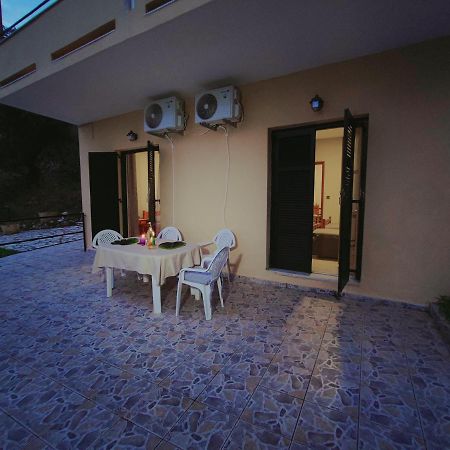 Kaminaki Seaview Apartments Katávolos 外观 照片