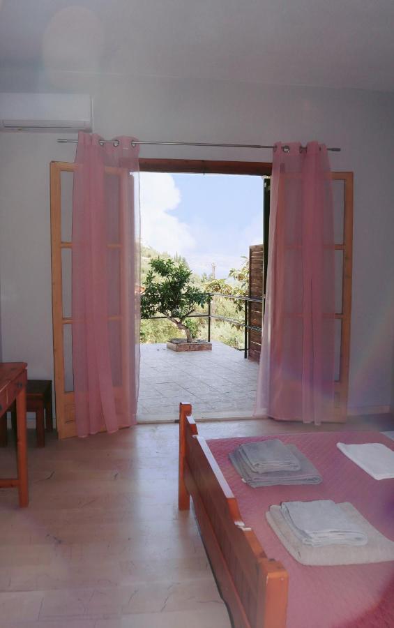 Kaminaki Seaview Apartments Katávolos 外观 照片